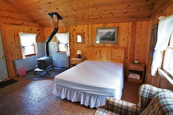 Cabin 1 bed/stove