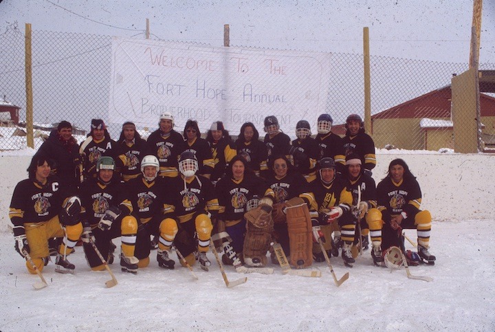 Fort Hope native men's hockey team